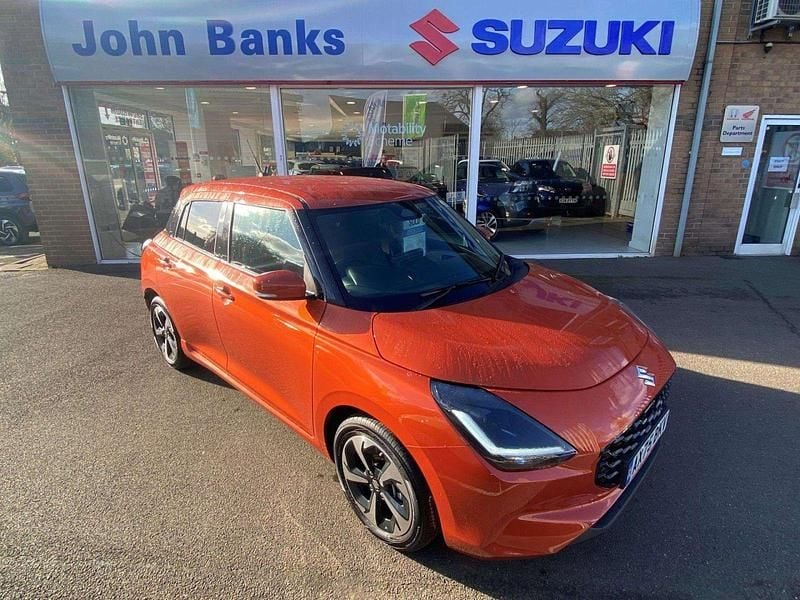 New Suzuki Swift 82 HP (60 kW) 2026 Flame orange pearl metallic Hatchback