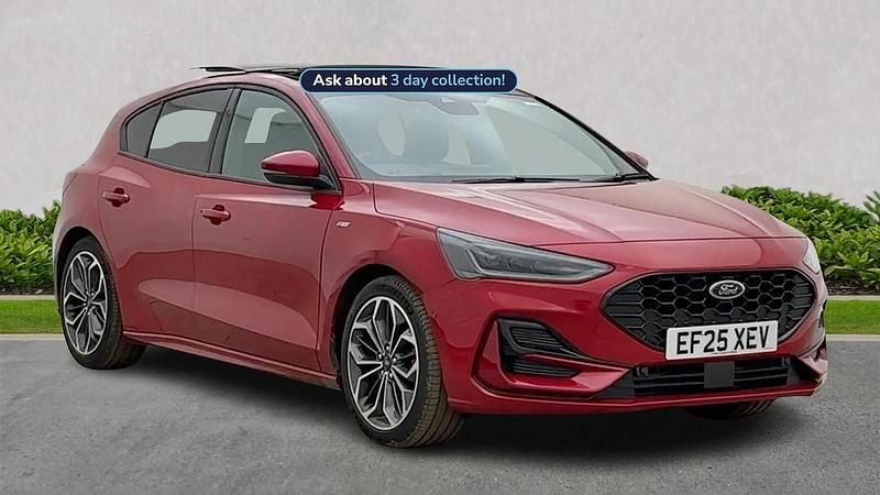 Used Ford Focus ST-Line X 155 HP (114 kW) 2025 Red Hatchback