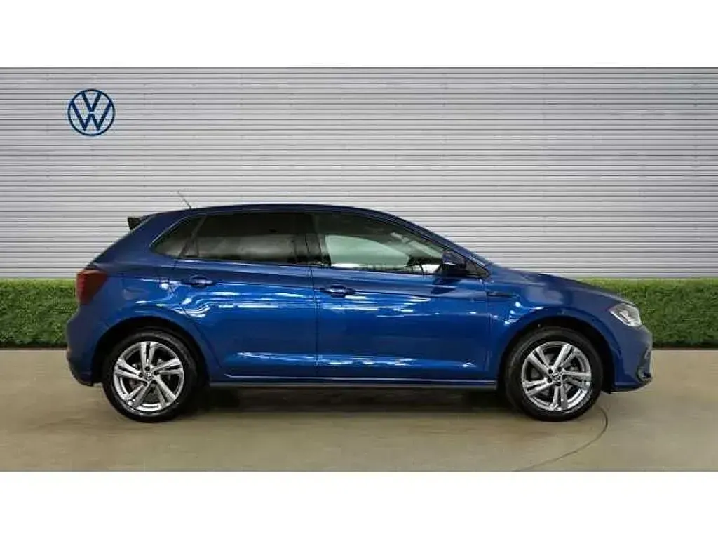 Used VW Polo R-line 110 HP (80 kW) 2024 Blue Hatchback