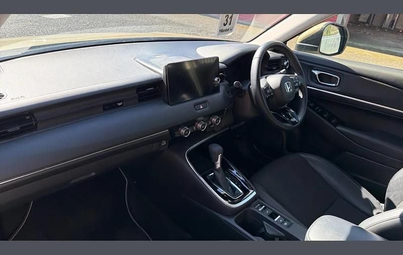 Used Honda HR-V Advance 152 HP (111 kW) 2022 Beige SUV