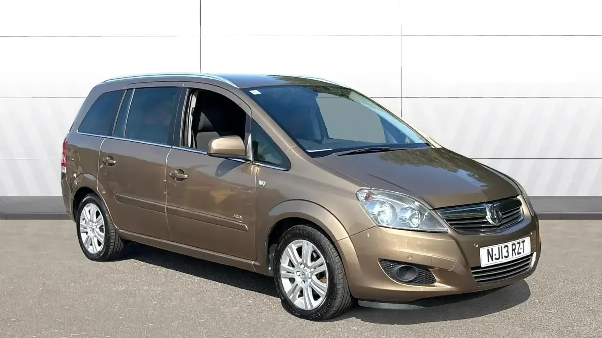 Used Vauxhall Zafira Design Edition 116 HP (85 kW) 2013 MPV