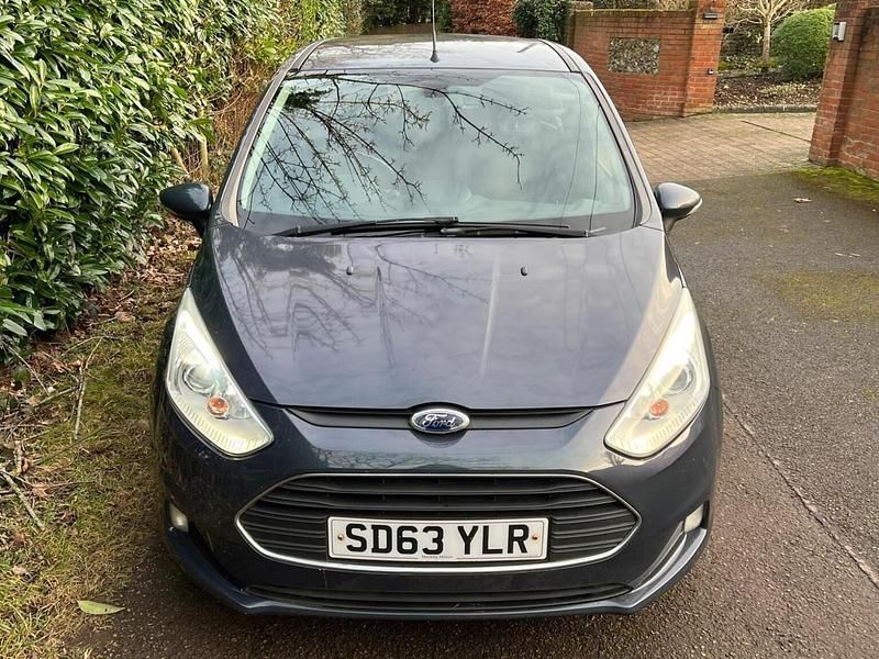 Used Ford B-MAX Zetec 90 HP (66 kW) 2013 Grey MPV