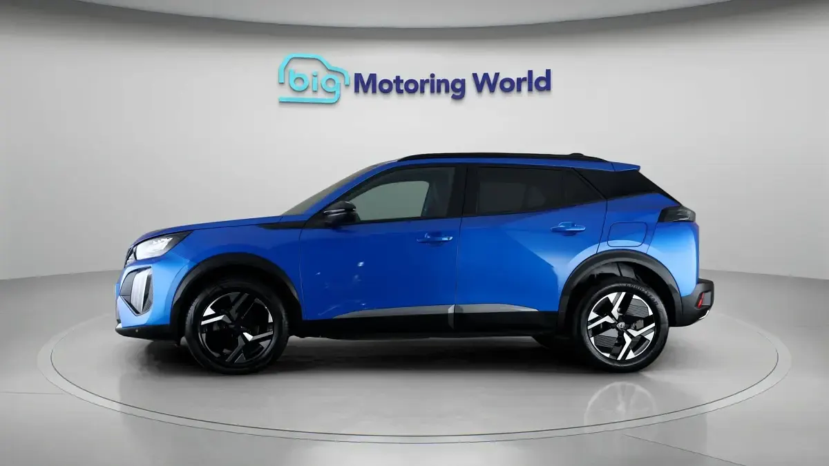 Used Peugeot 2008 Allure 131 HP (96 kW) 2024 Blue SUV