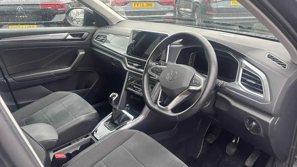 Used VW T-Roc Style 150 HP (110 kW) 2022 Grey SUV