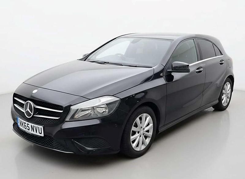 Used Mercedes A180 SE 122 HP (89 kW) 2015 Black Hatchback