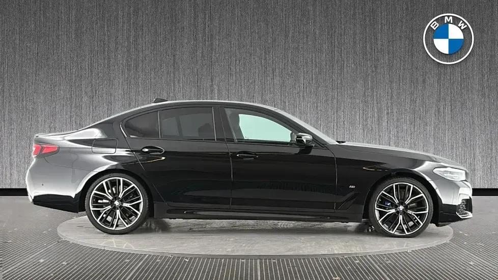 Used BMW 520 M Sport 192 HP (141 kW) 2021 Black