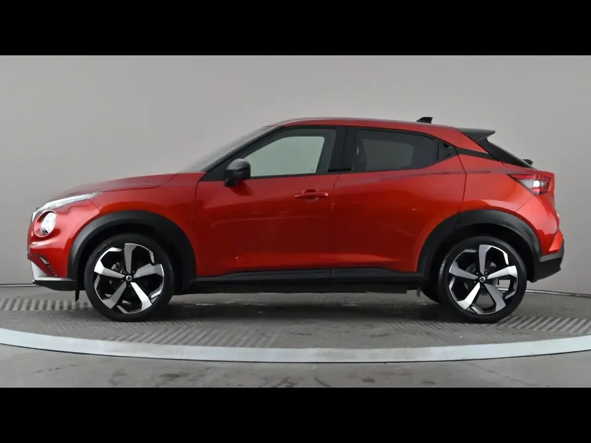 Used Nissan Juke Tekna 2022 Red SUV