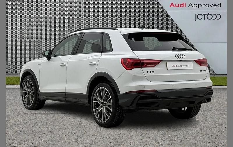 Used Audi Q3 Black Edition 147 HP (108 kW) 2025 White SUV