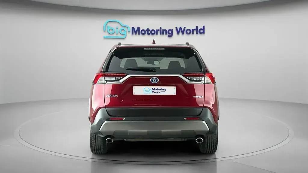 Used Toyota RAV4 Hybrid 218 HP (160 kW) 2019 Red SUV