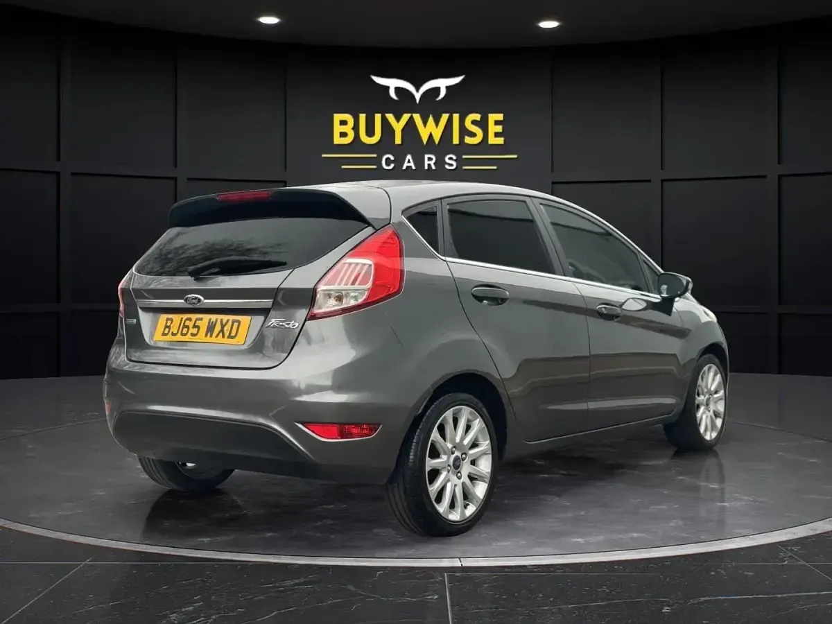 Used Ford Fiesta Zetec 2015 Grey Hatchback