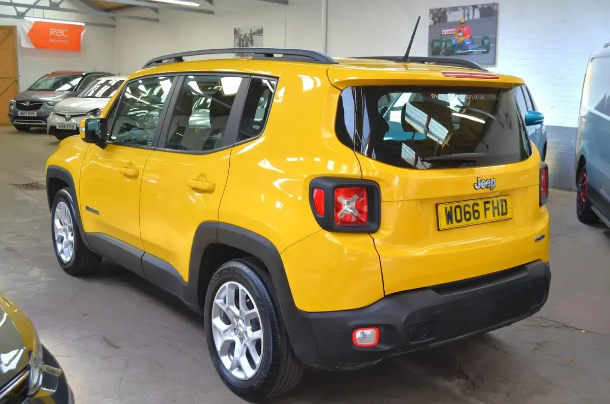 Used Jeep Renegade Longitude 140 HP (102 kW) 2016 Yellow SUV