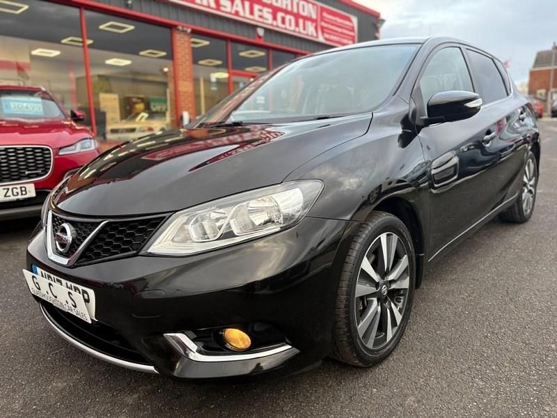 Black Used 2017 Nissan Pulsar N-Connecta Hatchback | £5,990 (Fair price) - Image 1/4