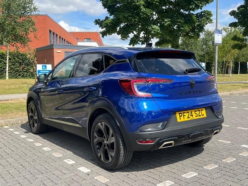 Used Renault Captur Engineered 143 HP (105 kW) 2024 Blue SUV
