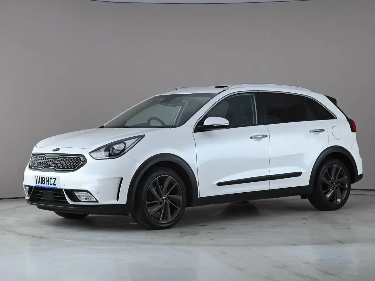 Second-hand Kia Niro 141 CP (103 kW) 2018 Alb SUV