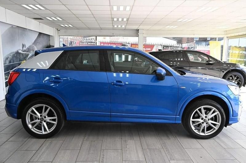 Used Audi Q2 S-Line 150 HP (110 kW) 2018 Blue SUV