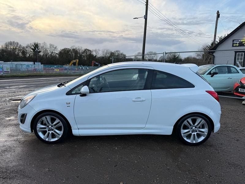 Used Vauxhall Corsa 2014 White Hatchback