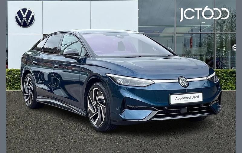 Blue Used 2025 VW ID.7 Pro Hatchback | £38,603 (Good price) - Image 1/4