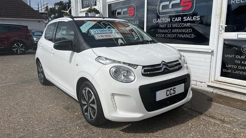 Used Citroën C1 Feel 68 HP (50 kW) 2015 White Hatchback