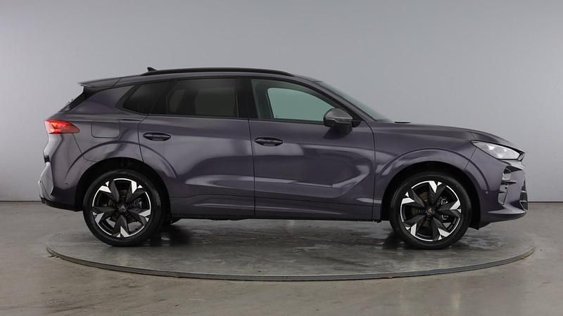 Used Cupra Terramar 150 HP (110 kW) 2025 Mauve/purple SUV
