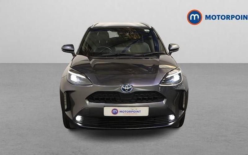 Used Toyota Yaris Hybrid Design 116 HP (85 kW) 2026 Estate