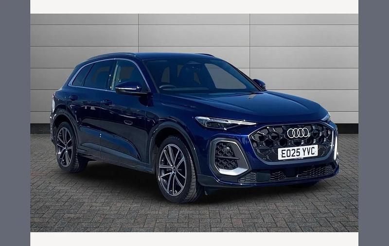 Used Audi Q5 Advanced 204 HP (150 kW) 2025 Navarra blue SUV