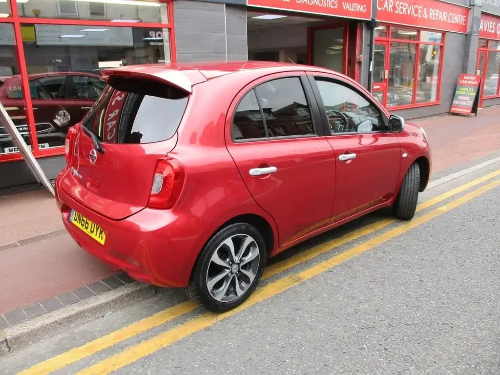 Used Nissan Micra N-TEC 80 HP (58 kW) 2016 Red Hatchback