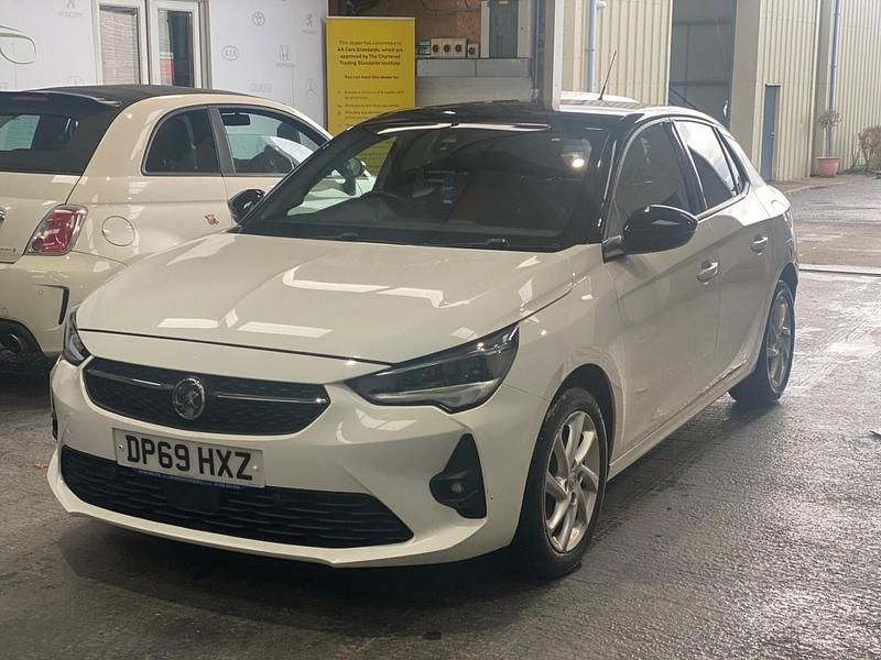 Used Vauxhall Corsa SRi 100 HP (73 kW) 2020 White Hatchback