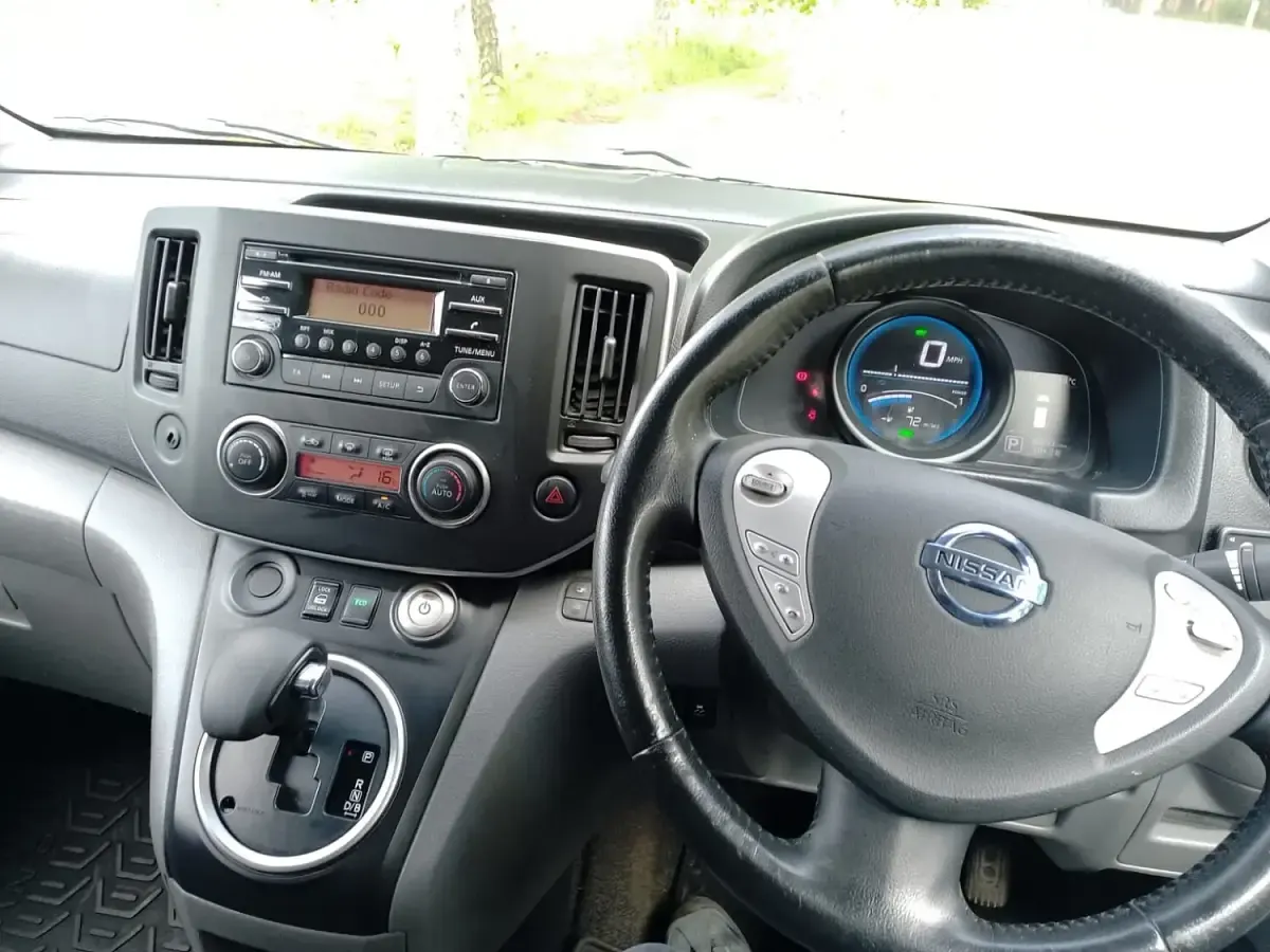 Used Nissan e-NV200 Acenta 80 kW (109 HP) 2019 White MPV