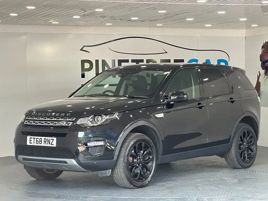 Used Land Rover Discovery 5 HSE 240 HP (176 kW) 2018 Black SUV