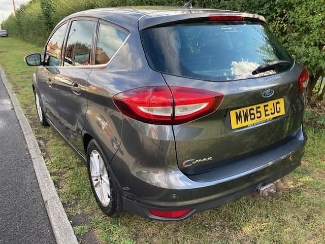Used Ford C-MAX Zetec 2015 Grey MPV