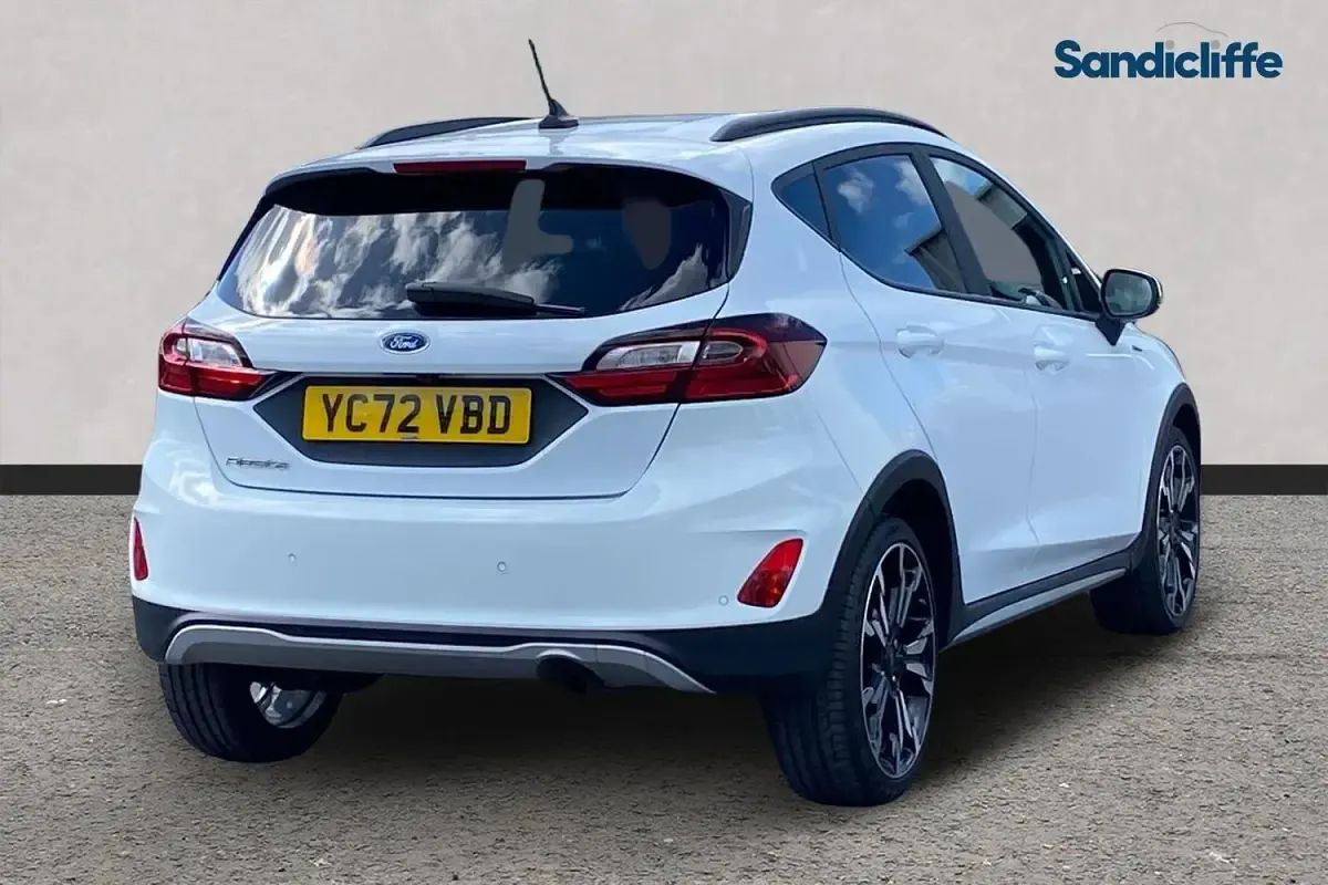 Usado Ford Fiesta Active 100 CV (73 kW) 2022 Blanco Utilitario