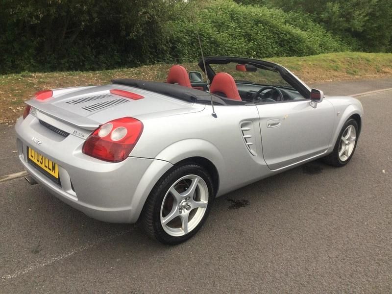 Used Toyota MR2 2003 Silver Cabriolet