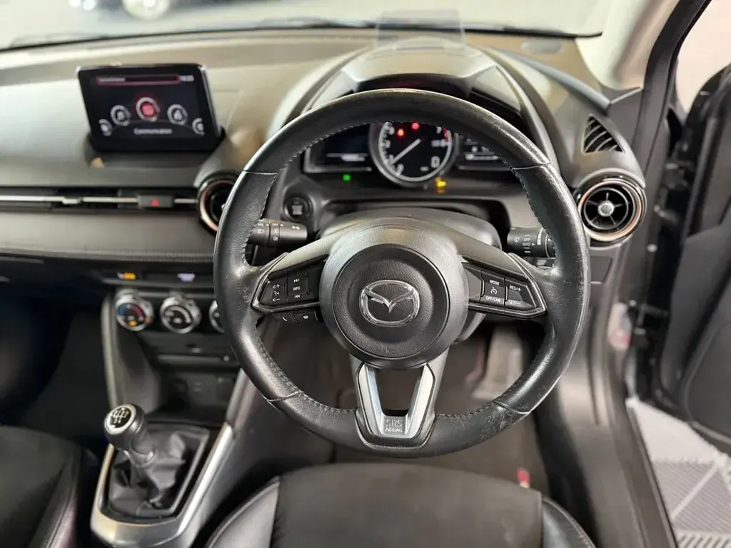 Used Mazda 2 Inclusive 90 HP (66 kW) 2019 Grey Hatchback