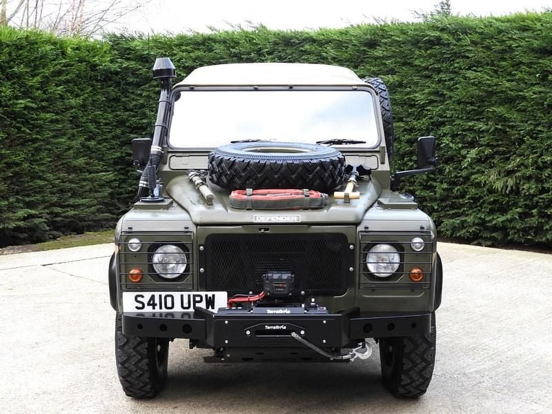 Used Land Rover Defender 1998 Green Hatchback
