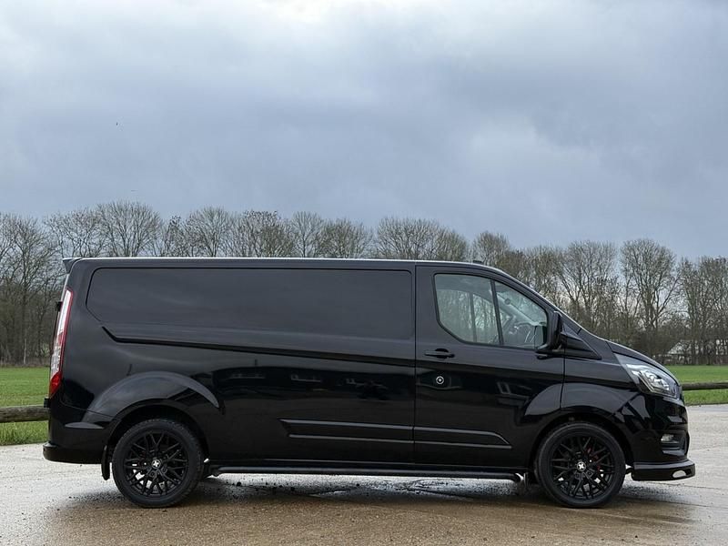 Used Ford Transit Custom Limited 130 HP (95 kW) 2023 Black Van