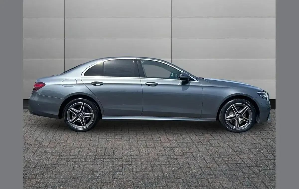 Used Mercedes E300 AMG line 281 HP (206 kW) 2023 Grey Sedan