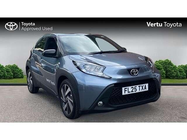 Other New 2025 Toyota Aygo Hatchback | £15,994 (A bit pricey) - Image 1/4