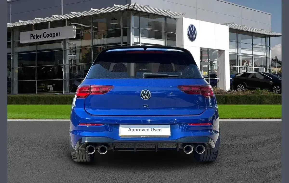 Used VW Golf VIII R 320 HP (235 kW) 2023 Blue Hatchback