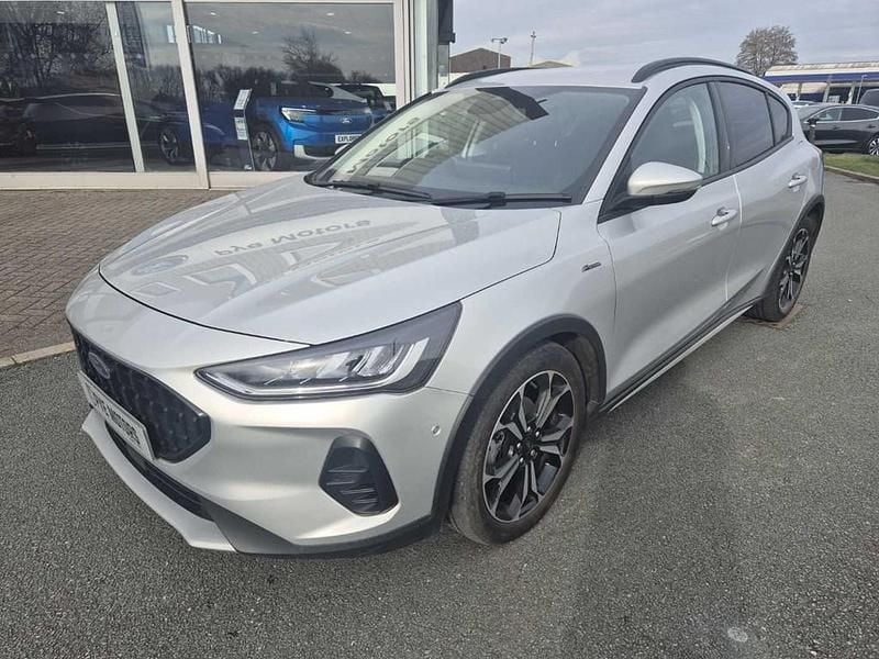Used Ford Focus Active X 125 HP (91 kW) 2023 Moondust silver Hatchback