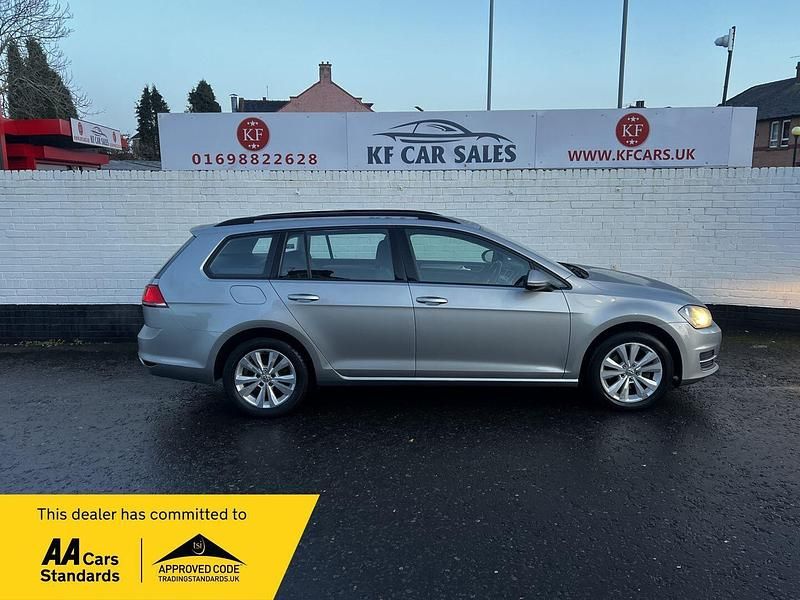 Silver Used 2015 VW Golf VII SE Estate | £8,195 (Fair price) - Image 1/4