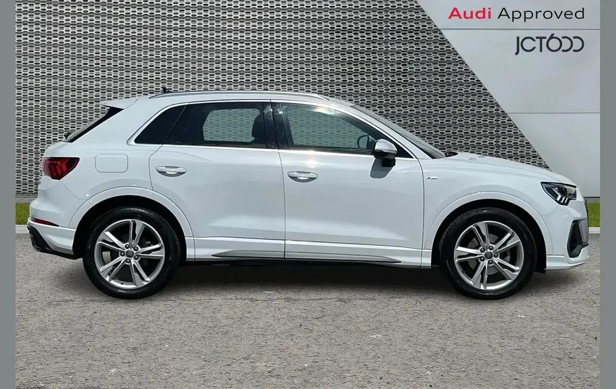 Used Audi Q3 S-Line 150 HP (110 kW) 2020 White SUV