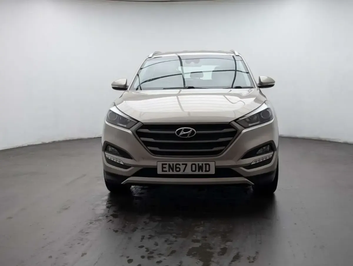 Używany Hyundai Tucson SE 132 KM (97 kW) 2017 Beżowy SUV