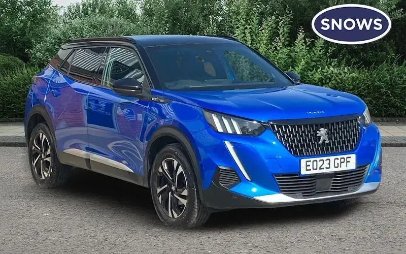Used Peugeot 2008 GT 131 HP (96 kW) 2023 SUV