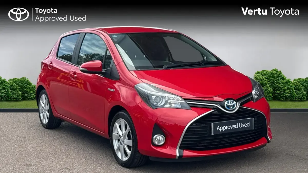 Used Toyota Yaris 101 HP (74 kW) 2016 Hatchback