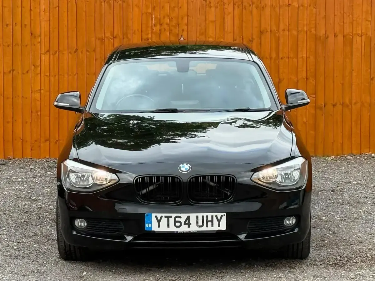 Used BMW 118 Sport Line 2014 Black Hatchback