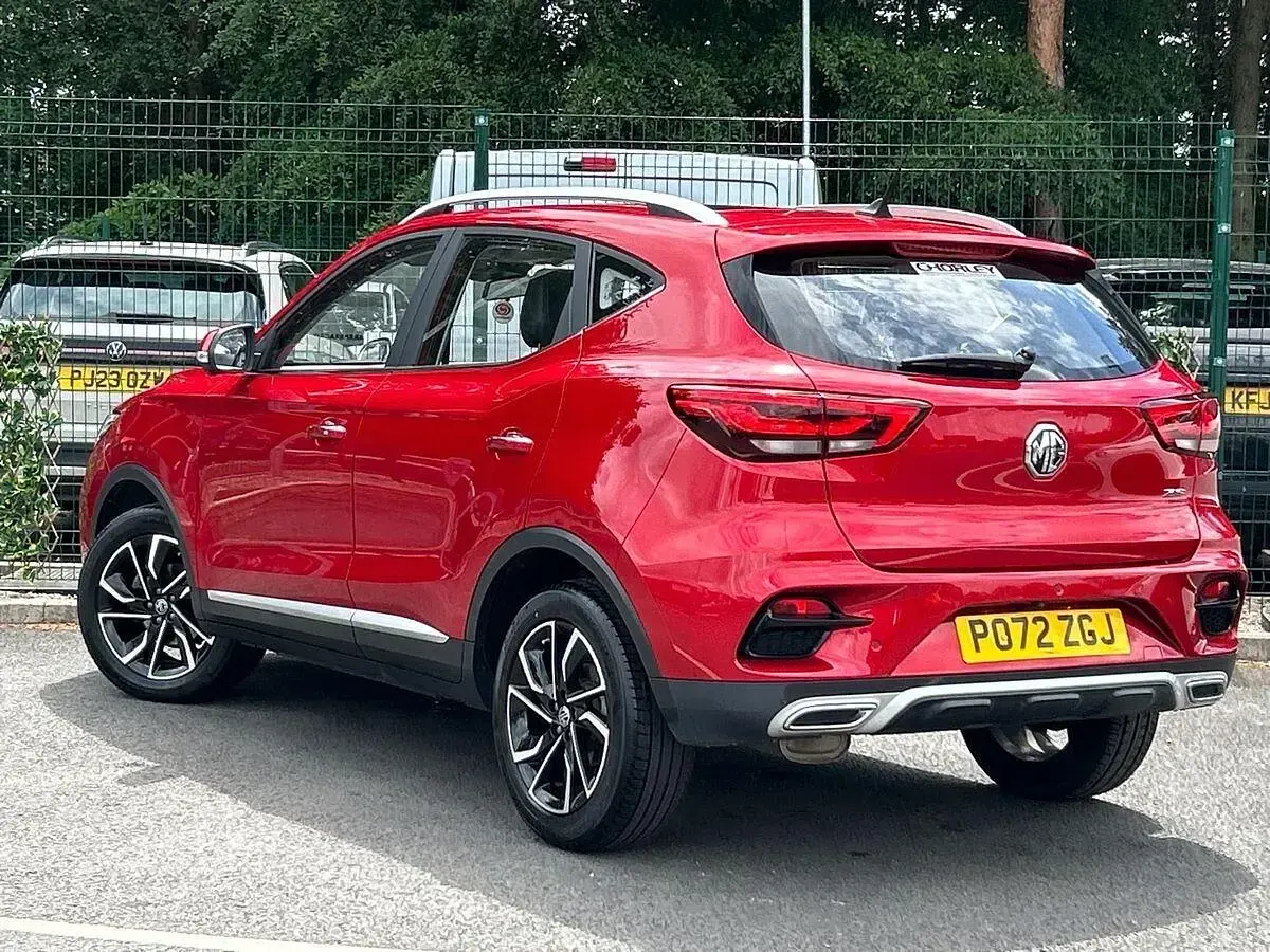 Used MG ZS Exclusive 111 HP (81 kW) 2022 Red SUV