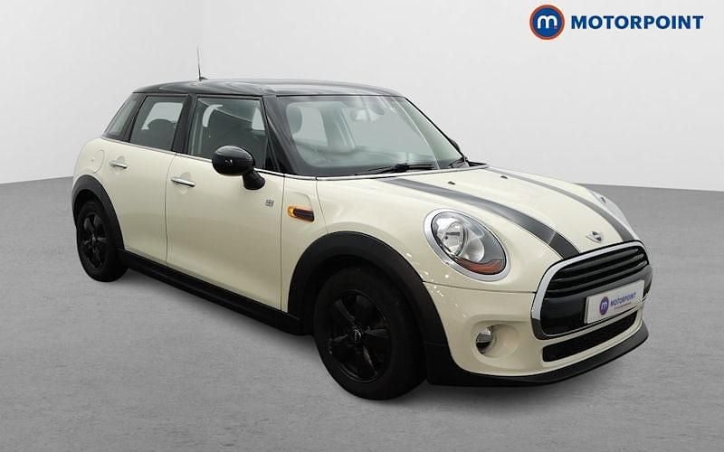 Used 2017 Mini Cooper Hatch Hatchback | £8,449 (Super price) - Image 1/4
