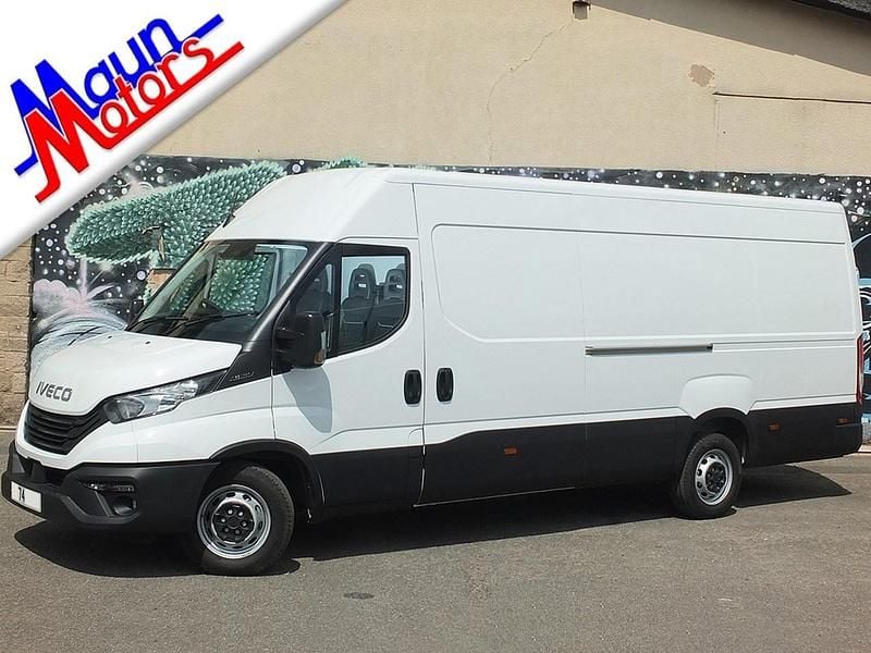 White Used 2024 Iveco Daily Van | £25,995 (Fair price) - Image 1/4