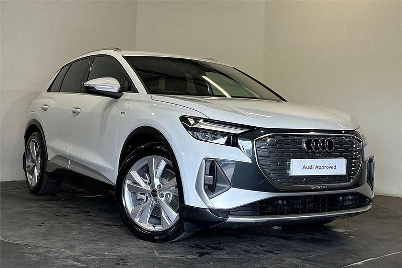 White Used 2025 Audi Q4 e-tron S-Line SUV | £36,400 (Super price) - Image 1/4