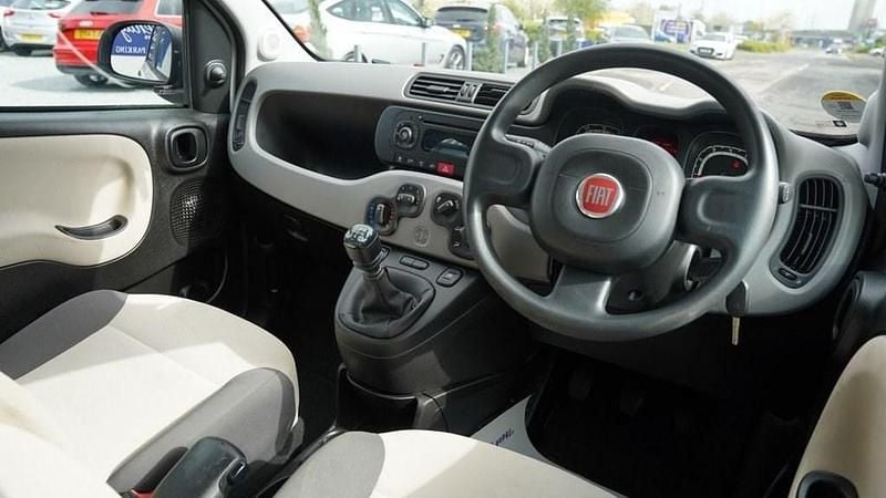 Used Fiat Panda Easy 69 HP (50 kW) 2013 White Hatchback
